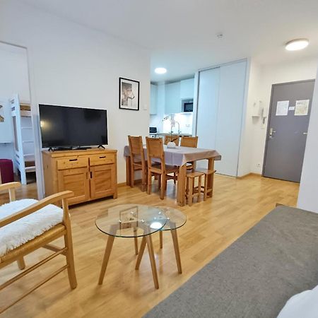 L'Eterlou, T3, Centre Luchon, Wifi, Casier A Skis, Ascenseur, 6 Personnes Bagneres-de-Luchon Luaran gambar